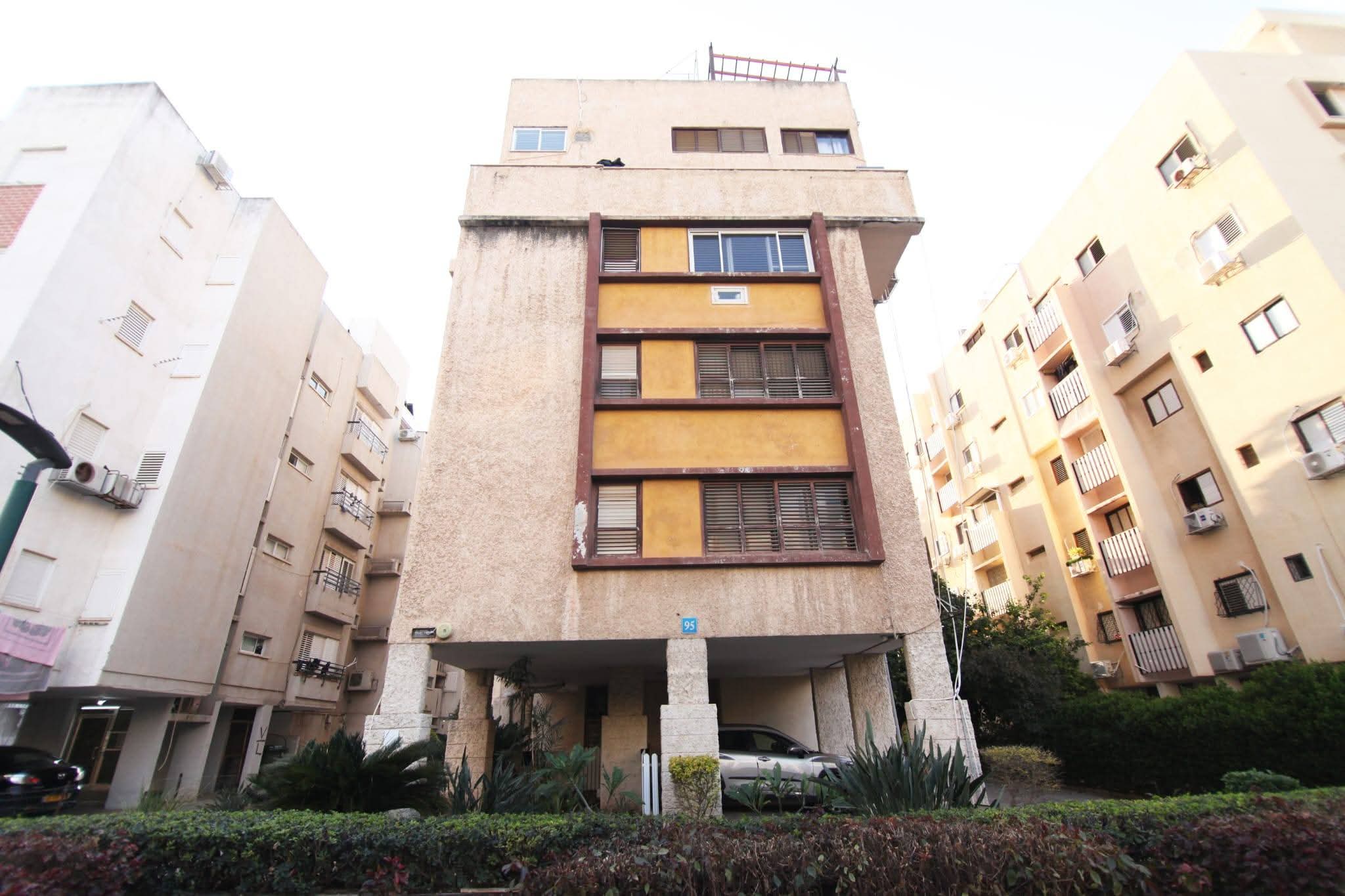 נמכר — שדרות ויצמן 95 נתניה