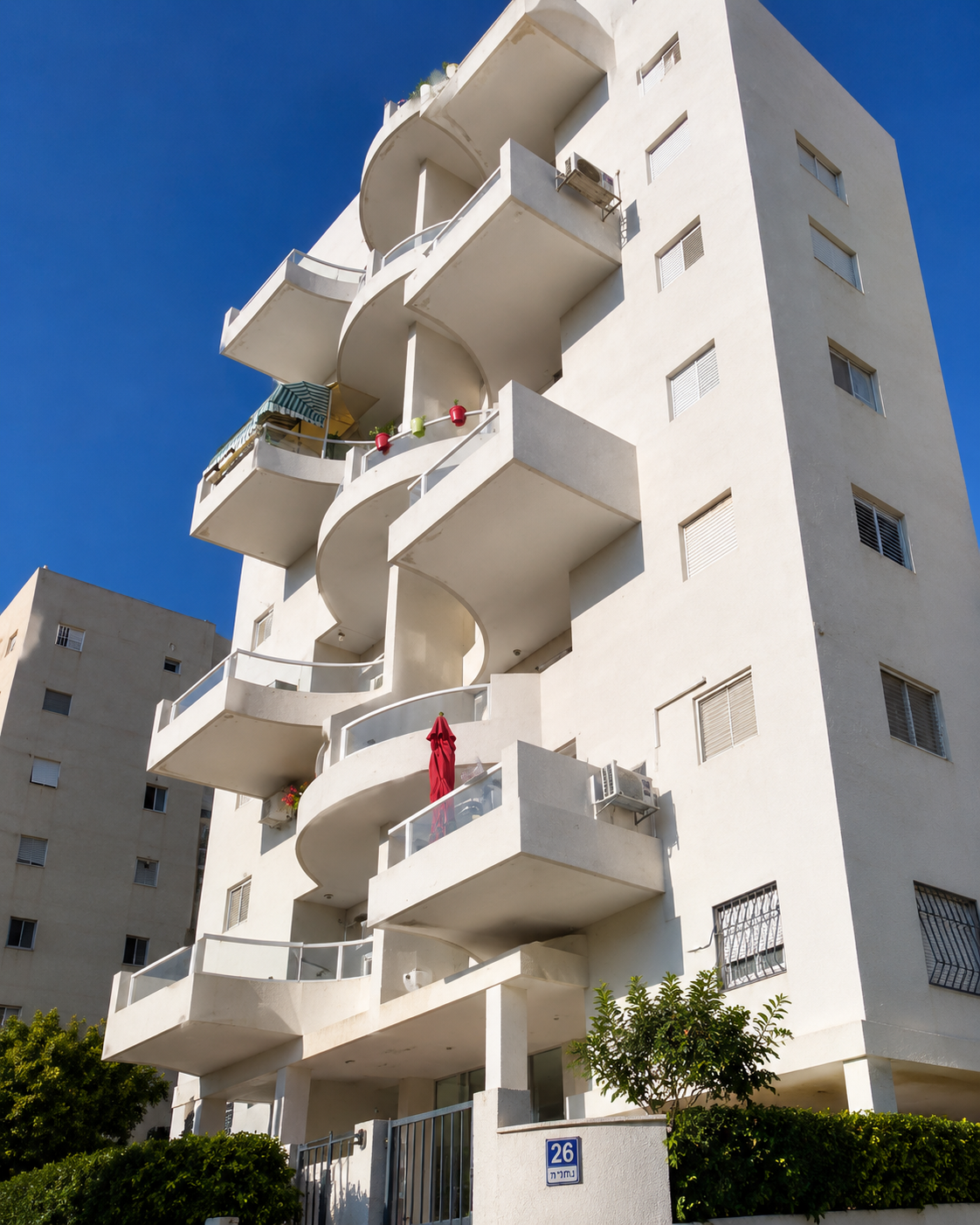 נמכר — רמב"ם 26 נתניה